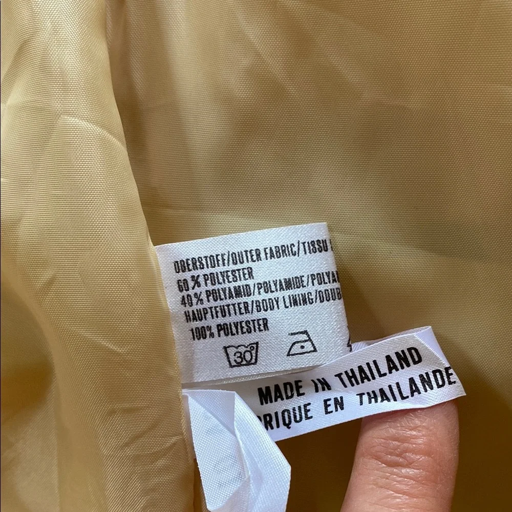 Vintage women’s Yellow Trench Coat iridescent long lined pockets - Picture 16 of 16